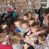 Przedszkolaki poznają zawód Bibliotekarza